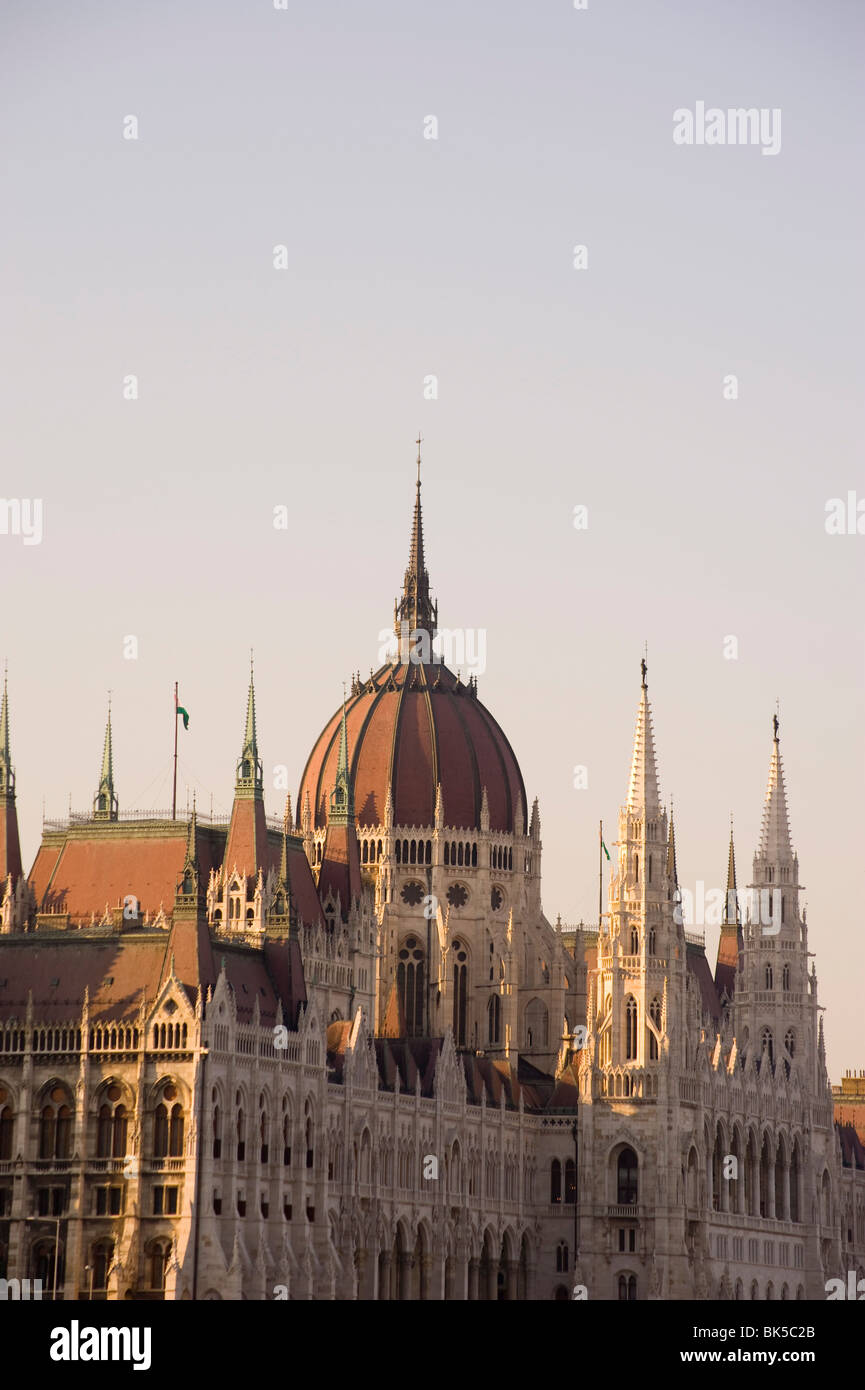 L'édifice du Parlement, à Budapest, Hongrie, Europe Banque D'Images