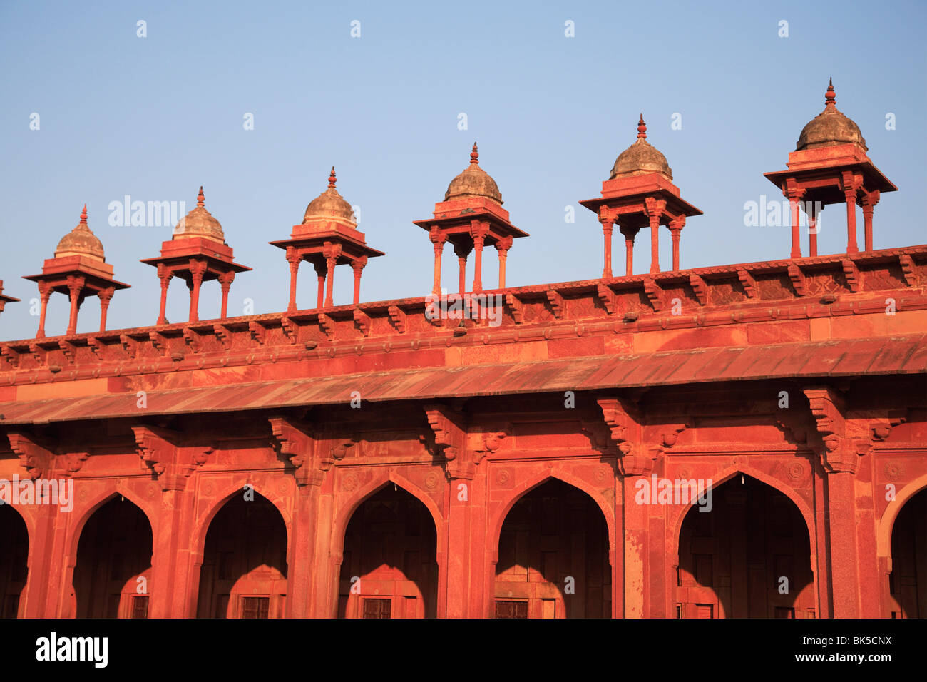 Détail de la cour intérieure de la Jama Masjid, Fatehpur Sikri, Site du patrimoine mondial de l'UNESCO, de l'Uttar Pradesh, Inde, Asie&# 10 ; Banque D'Images