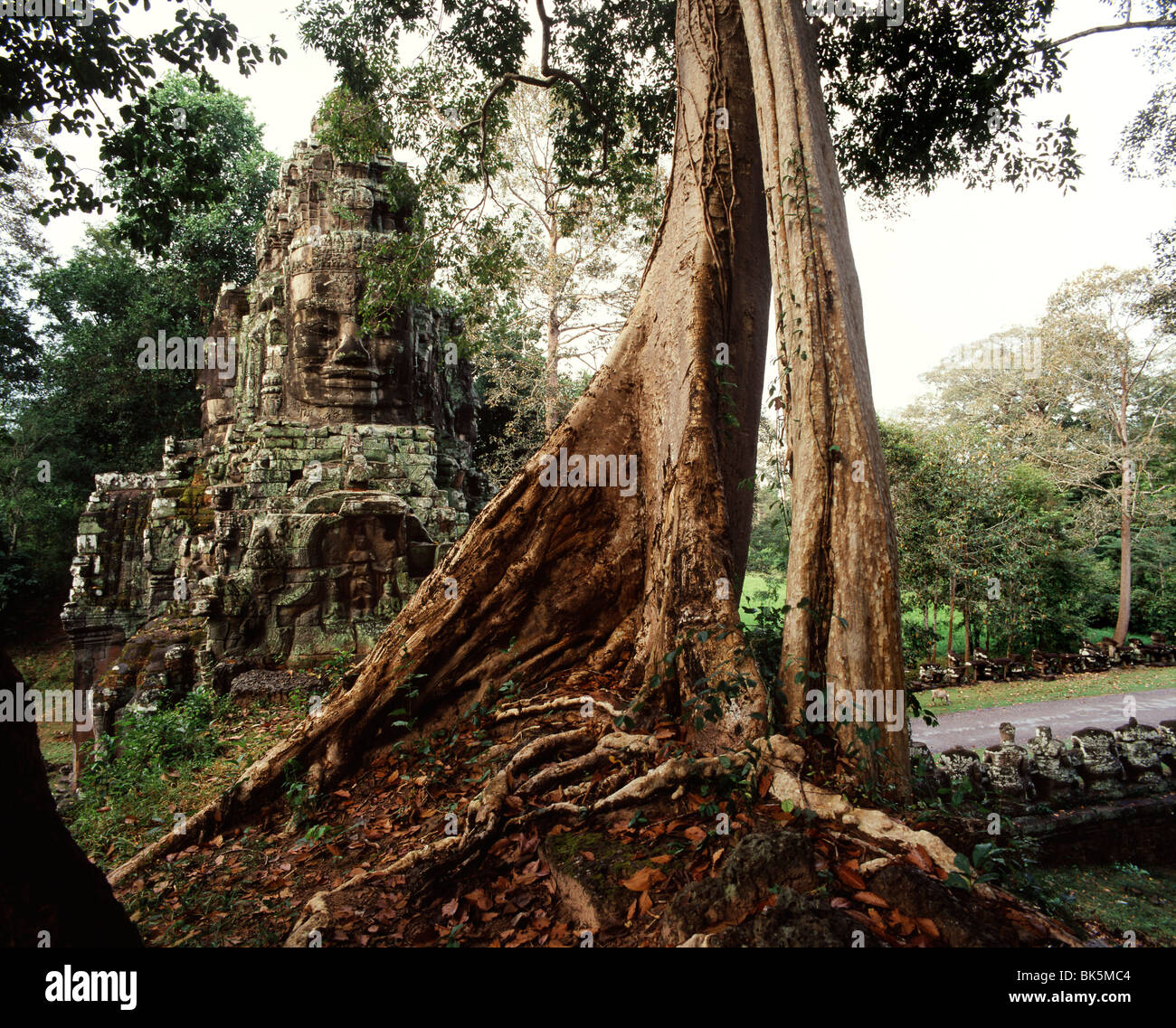 Portes d'Angkor Thom, la victoire, Angkor Thom, Angkor, Site du patrimoine mondial de l'UNESCO, le Cambodge, l'Indochine, l'Asie du Sud-Est, Asie Banque D'Images