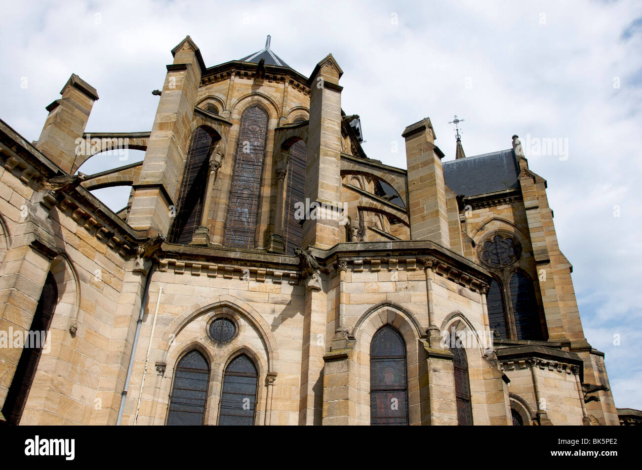 Intérieur de la cathédrale gothique de Moulins. Allier. L'Auvergne. La France. Banque D'Images