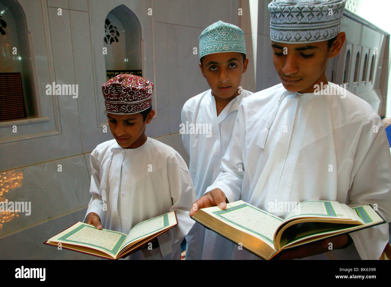 La Grande Mosquée Sultan Qaboos, Muscat, Oman, Middle East Banque D'Images