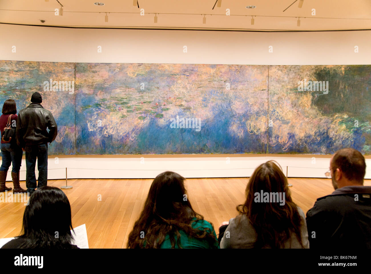 Claude Monet. Réflexions des nuages sur l'Étang aux nymphéas. c. 1920, le MOMA, Museum of Modern Art, New York City Banque D'Images