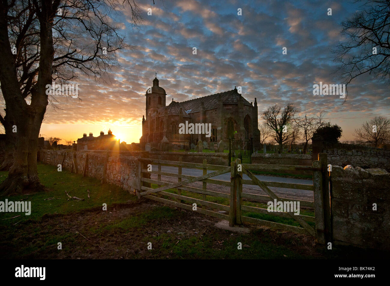 Église Ladykirk ou Kirk dans les Scottish Borders Banque D'Images