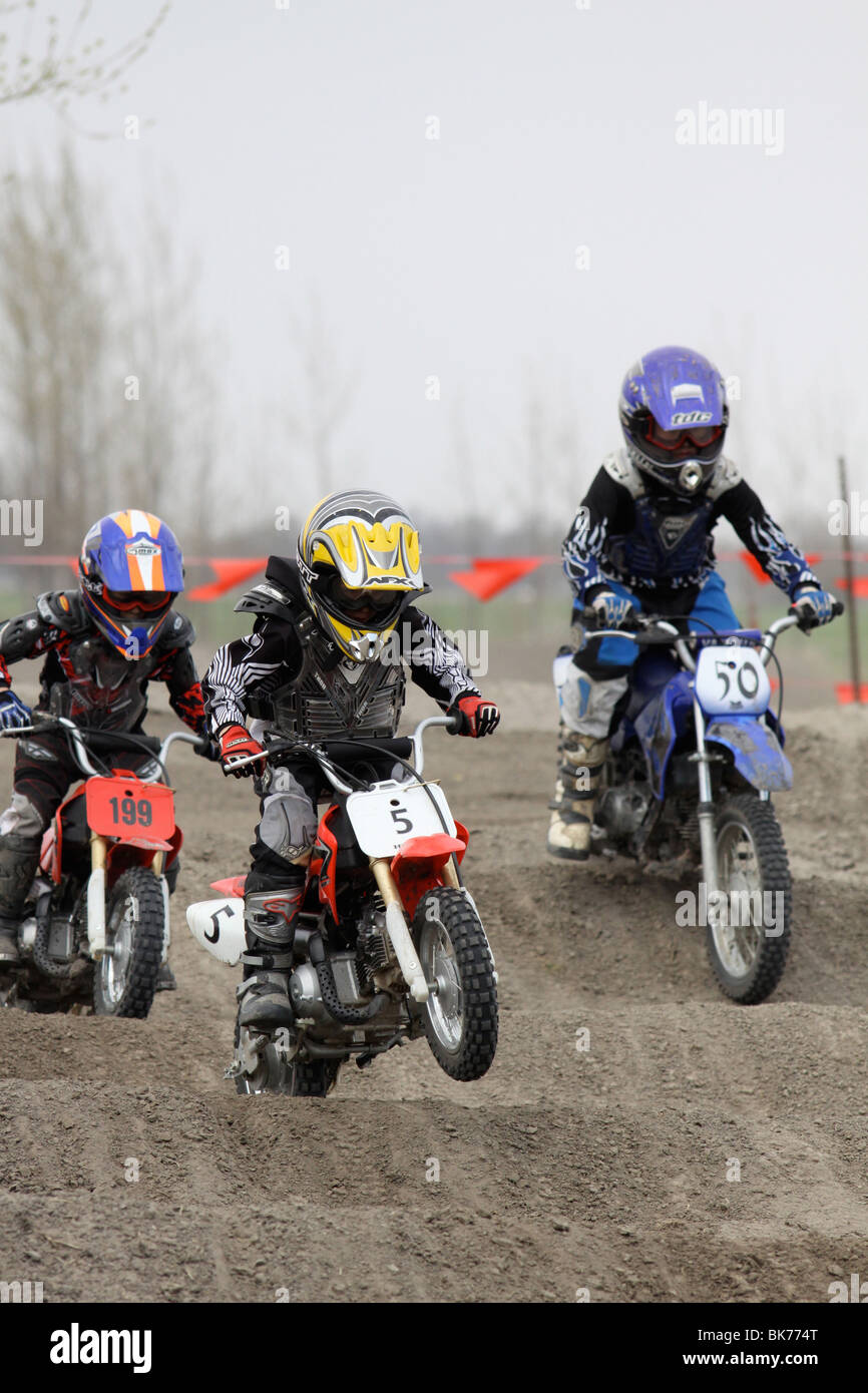 Course de motocross enfant Banque D'Images