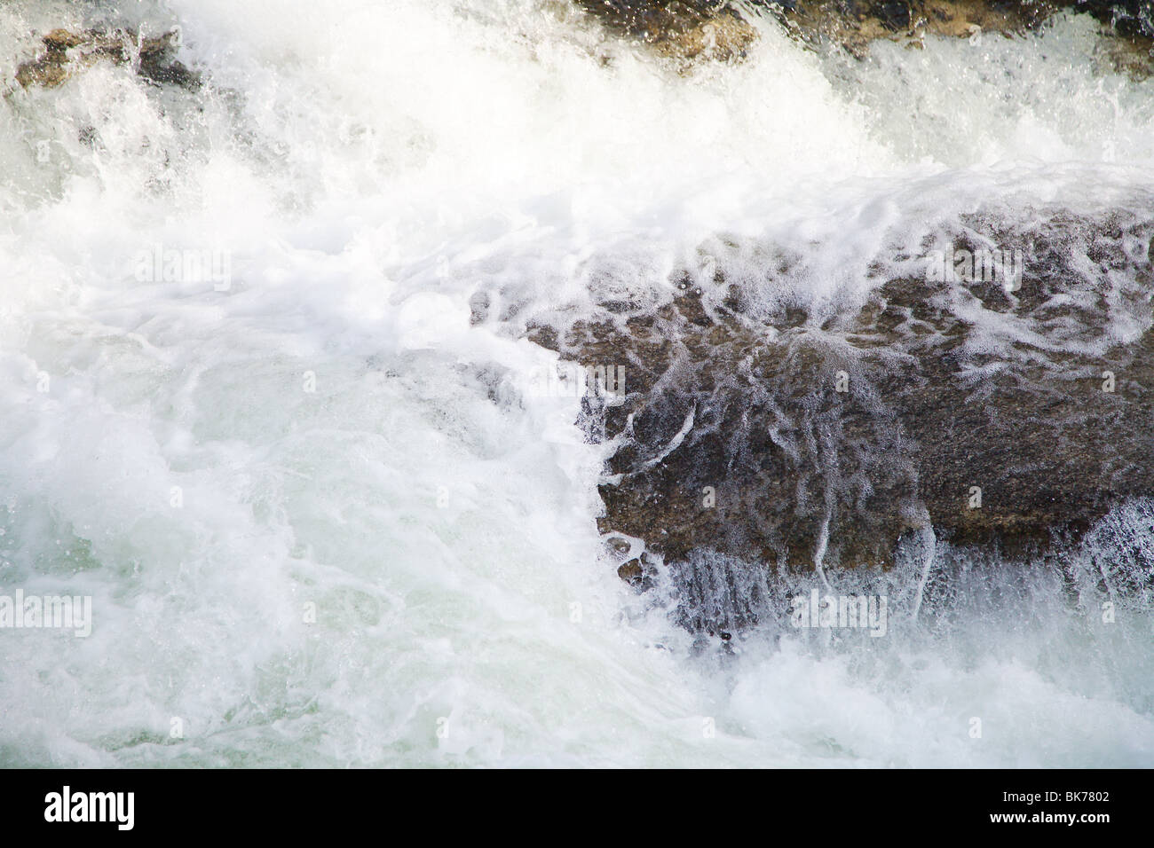 L'ÉCLUSE DE LA RIVIÈRE CHATTOOGA BULL RAPIDES DE CAROLINE DU SUD GÉORGIE KAYAK EN EAU VIVE Banque D'Images