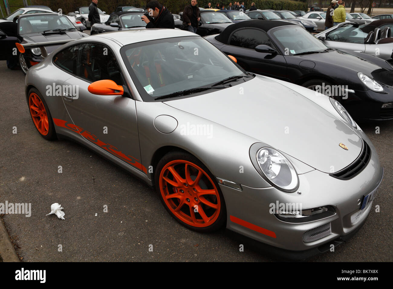 Porsche Orange Banque De Photographies Et D images Haute R solution porsche-orange-banque-de-photographies-et-d-images-haute-r-solution