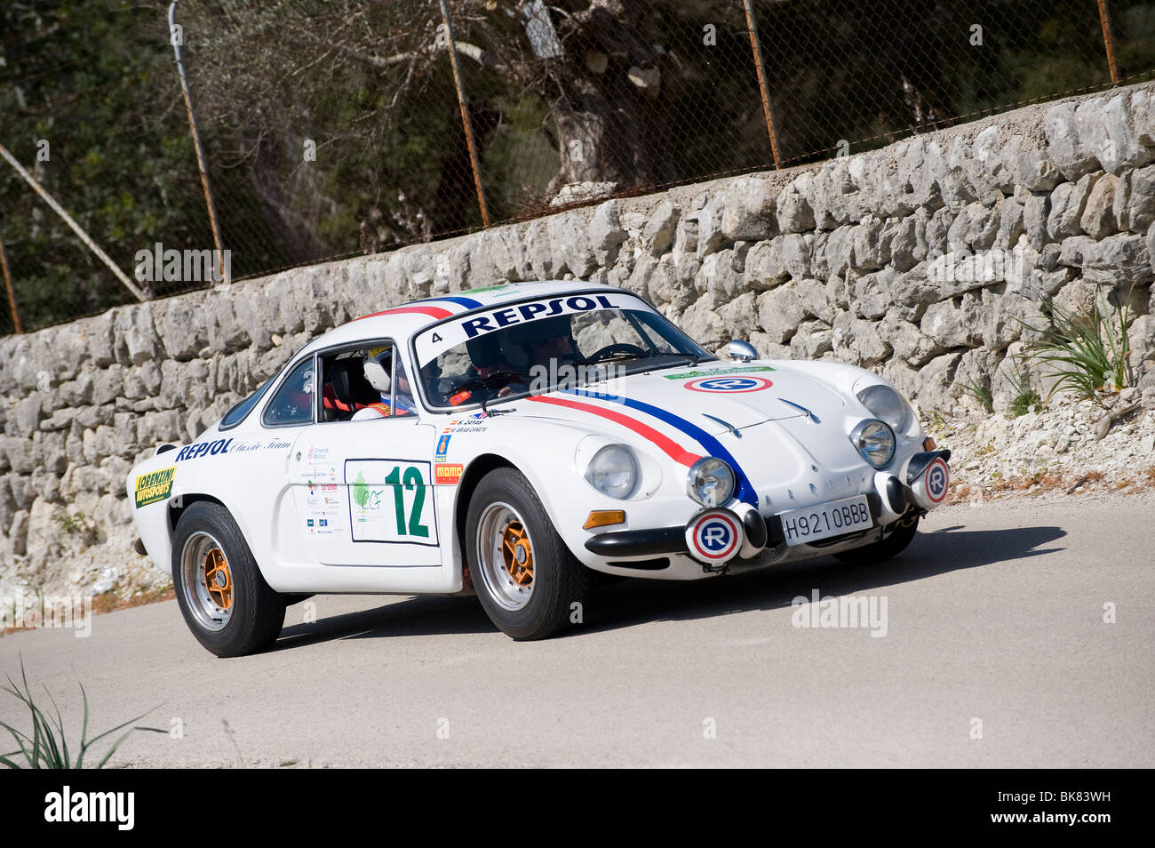 1970 Renault Alpine A110 Berlinette voiture de sport classique prenant ...
