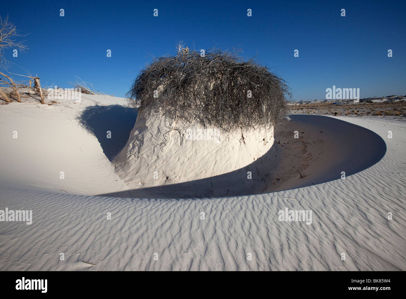 Formation de sable sculpté par le vent, parc national de White Sands, Nouveau-Mexique Banque D'Images
