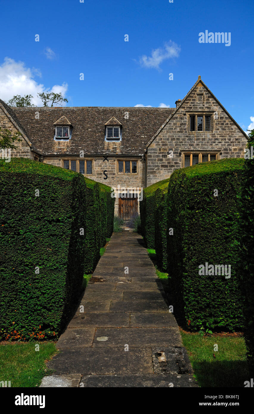 Porte d'entrée d'un vieux manoir, Armscote, Warwickshire, Angleterre, Royaume-Uni, Europe Banque D'Images