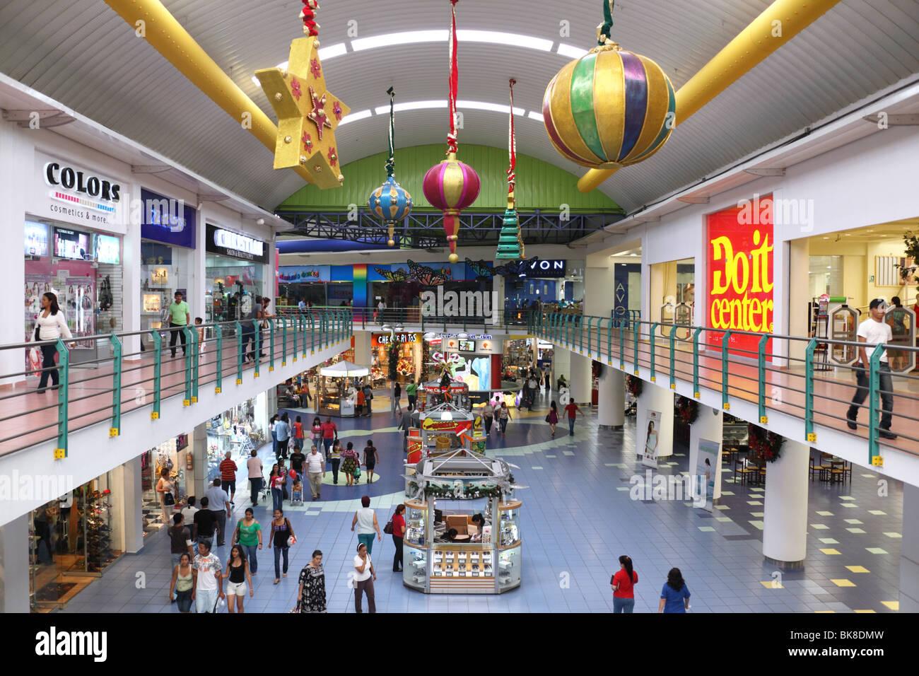 À l'intérieur de l'immense centre commercial Albrook , la ville de Panama , Panama Banque D'Images