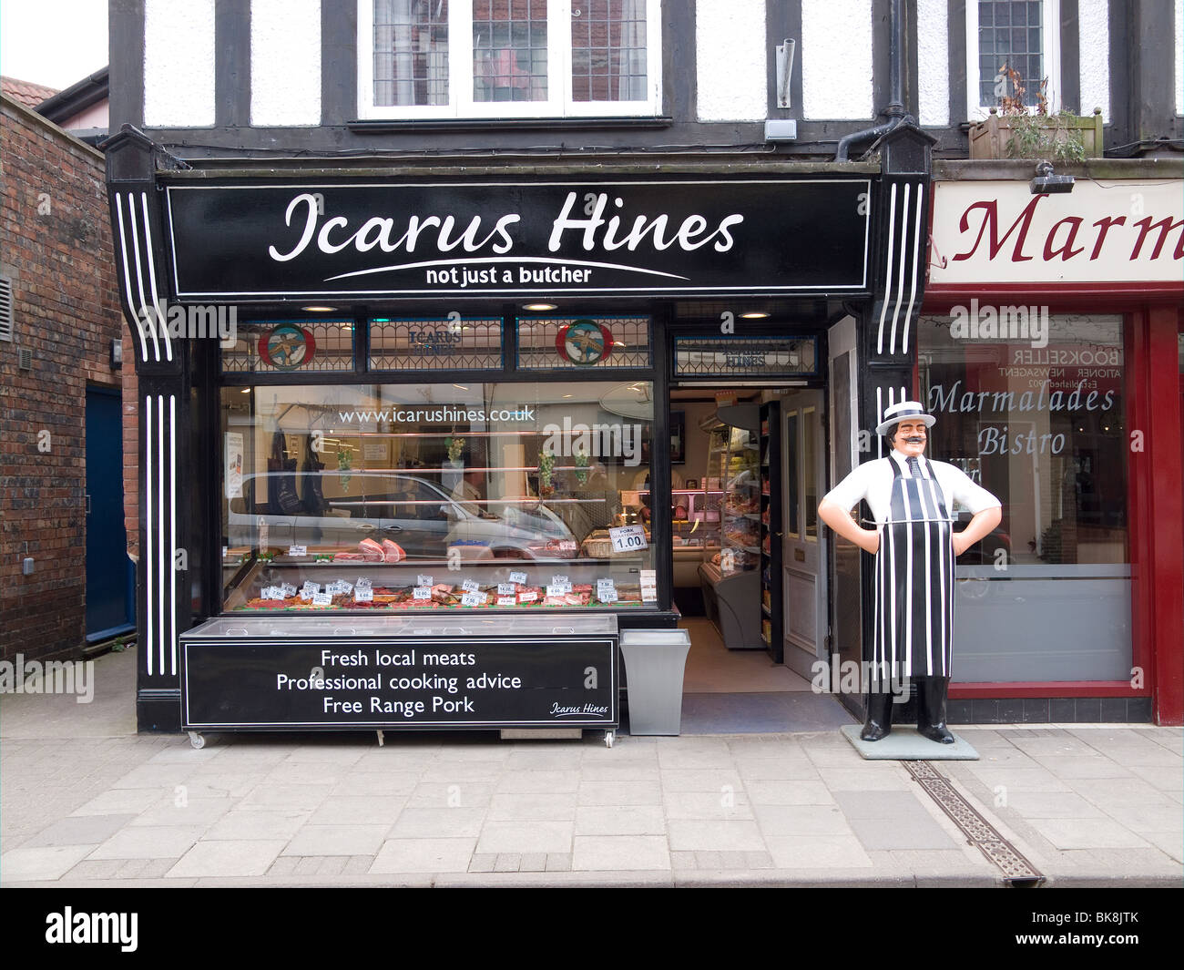 Icarus Hines un spécialiste en boutique bouchers Norfolk Sheringham Banque D'Images