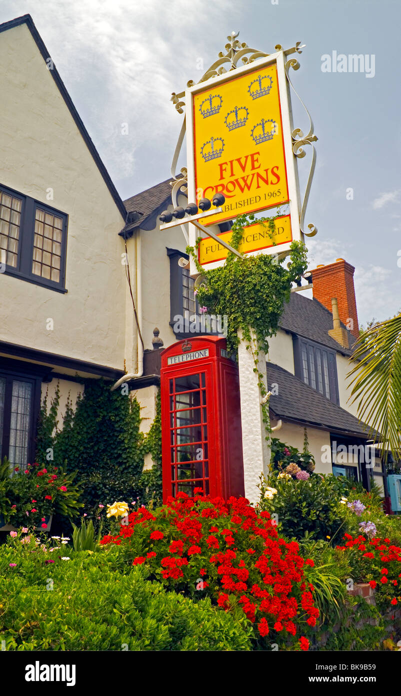 Cinq Couronnes Restaurant ressemble à un French Country Inn et est un Newport Beach est un monument depuis 1965 dans la région de Corona del Mar, Californie, USA. Banque D'Images