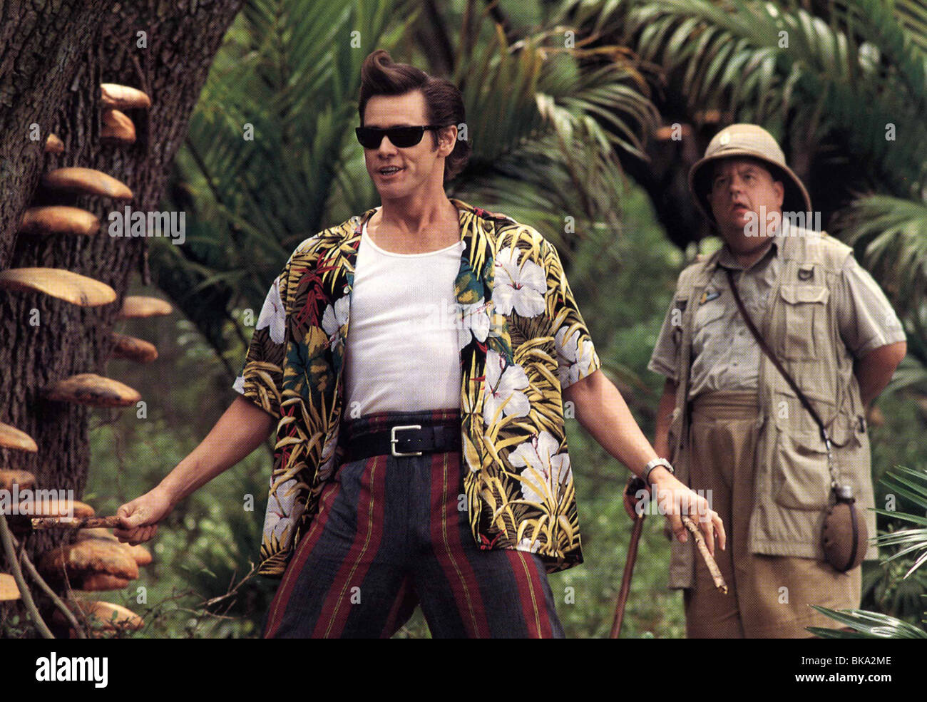 ACE VENTURA : WHEN NATURE CALLS (1995) JIM CARREY, IAN MCNEICE FOH 005CCFP Banque D'Images