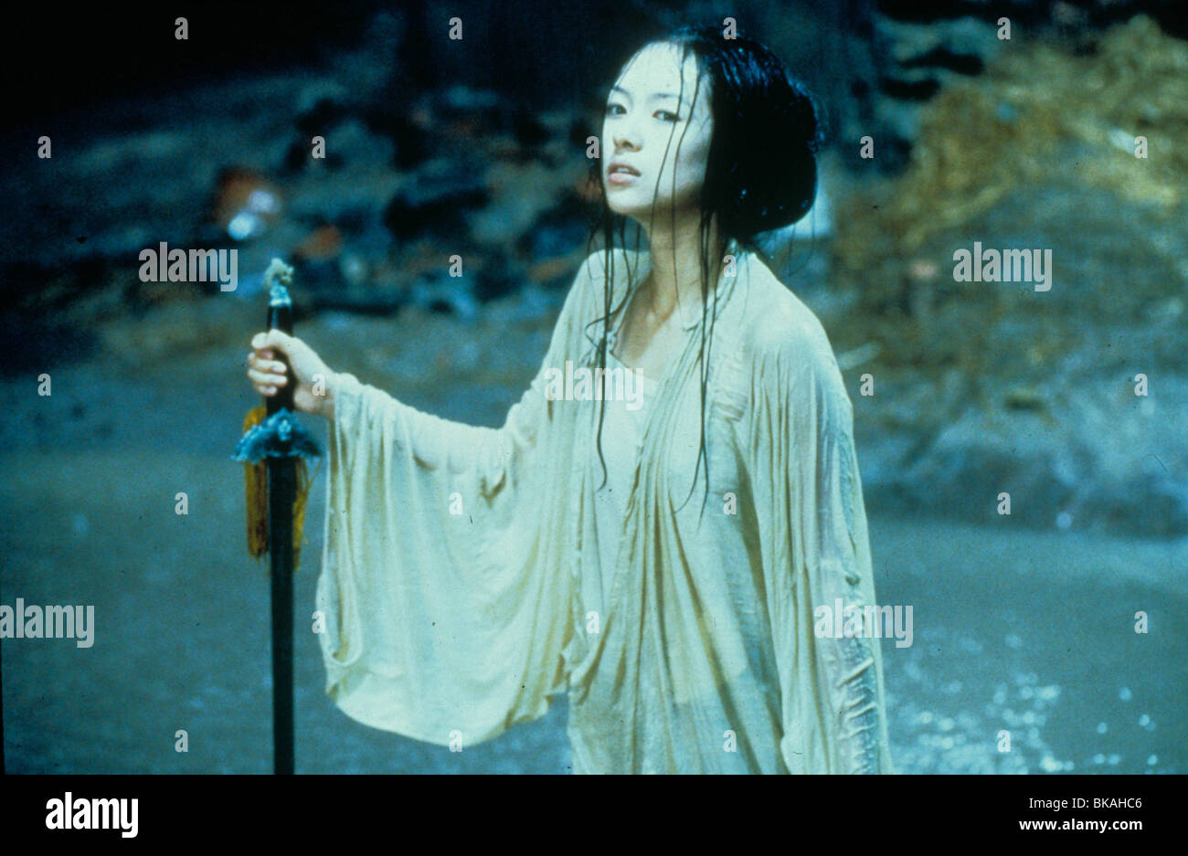 CROUCHING Tiger, Hidden Dragon (2000), Zhang Ziyi TIGE 105 Banque D'Images