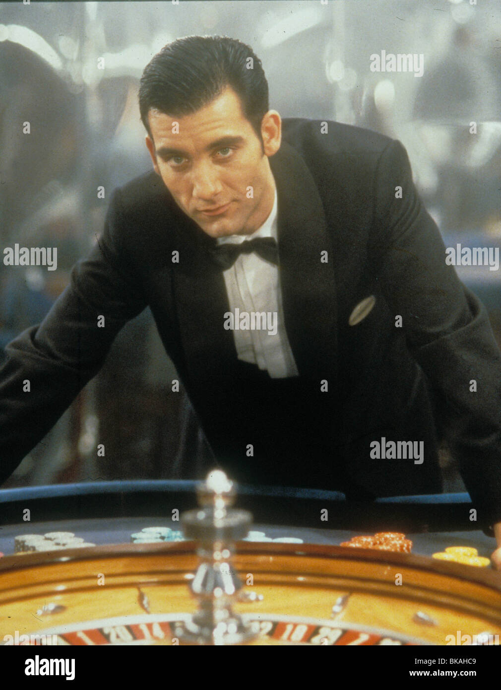 CROUPIER -1998 CLIVE OWEN Banque D'Images