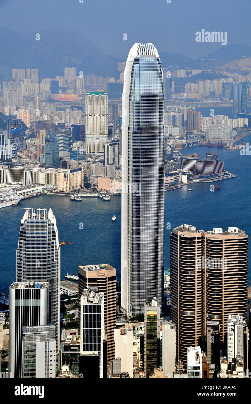 L'île de Hong Kong et de Kowloon, vue depuis le Pic Victoria, Chine Banque D'Images