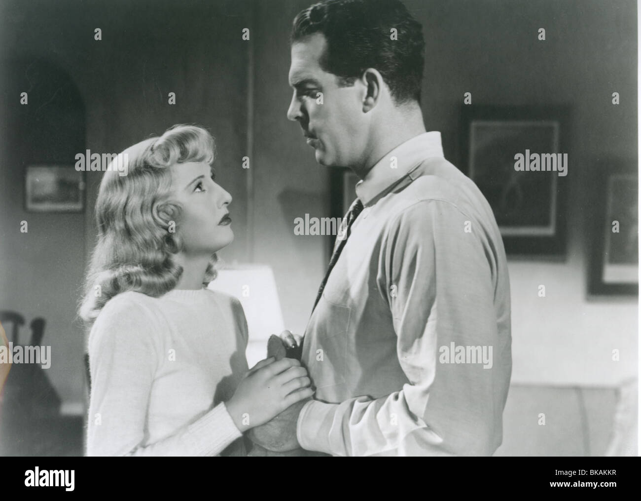 Chambre DOUBLE INDEMNITY (1944) Barbara Stanwyck, FRED MACMURRAY DBI 013P Banque D'Images