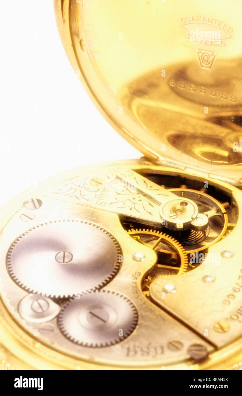 Close-up du mouvement intérieur d'une montre de poche. Banque D'Images