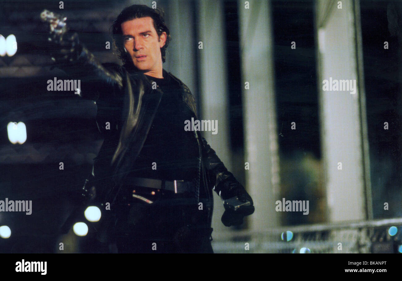 FEMME FATALE (2002) ANTONIO BANDERAS FMFT 006FOH MOVIESTORE COLLECTION LTD Banque D'Images