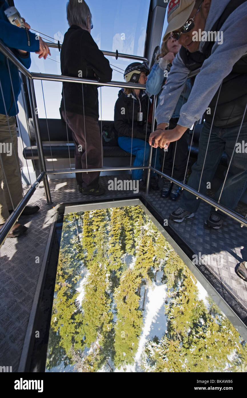 Pour les passagers en gondole à Whistler Mountain Resort lieu des Jeux Olympiques d'hiver de 2010 Banque D'Images