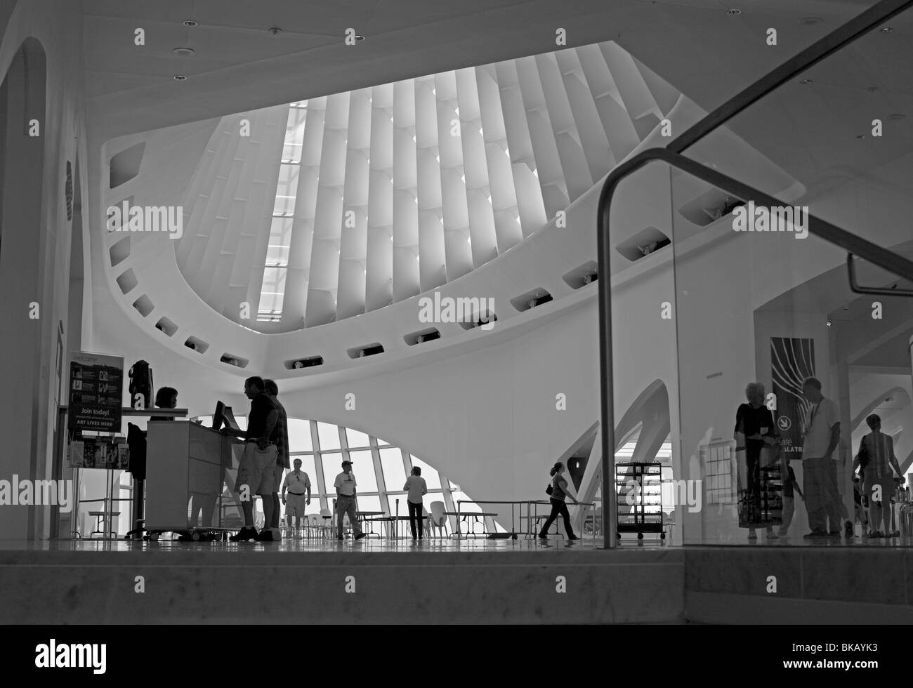 Hall de l'Windhover Milwaukee Art Museum plus conçue par Santiago Calatrava est un contemporain l'entrée au musée. Banque D'Images