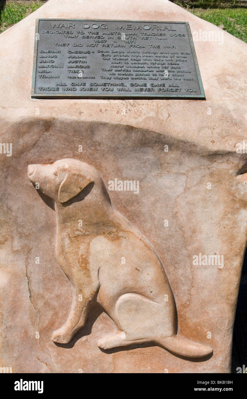 Mémorial à la guerre de l'autre des chiens renifleurs à Mooloolaba, Queensland, Australie Banque D'Images