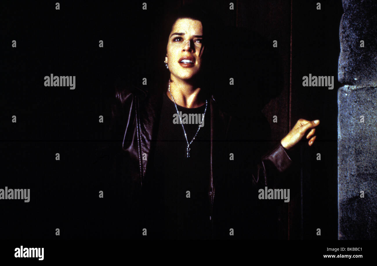 Scream 2 1997 neve campbell Banque de photographies et d’images à haute ...