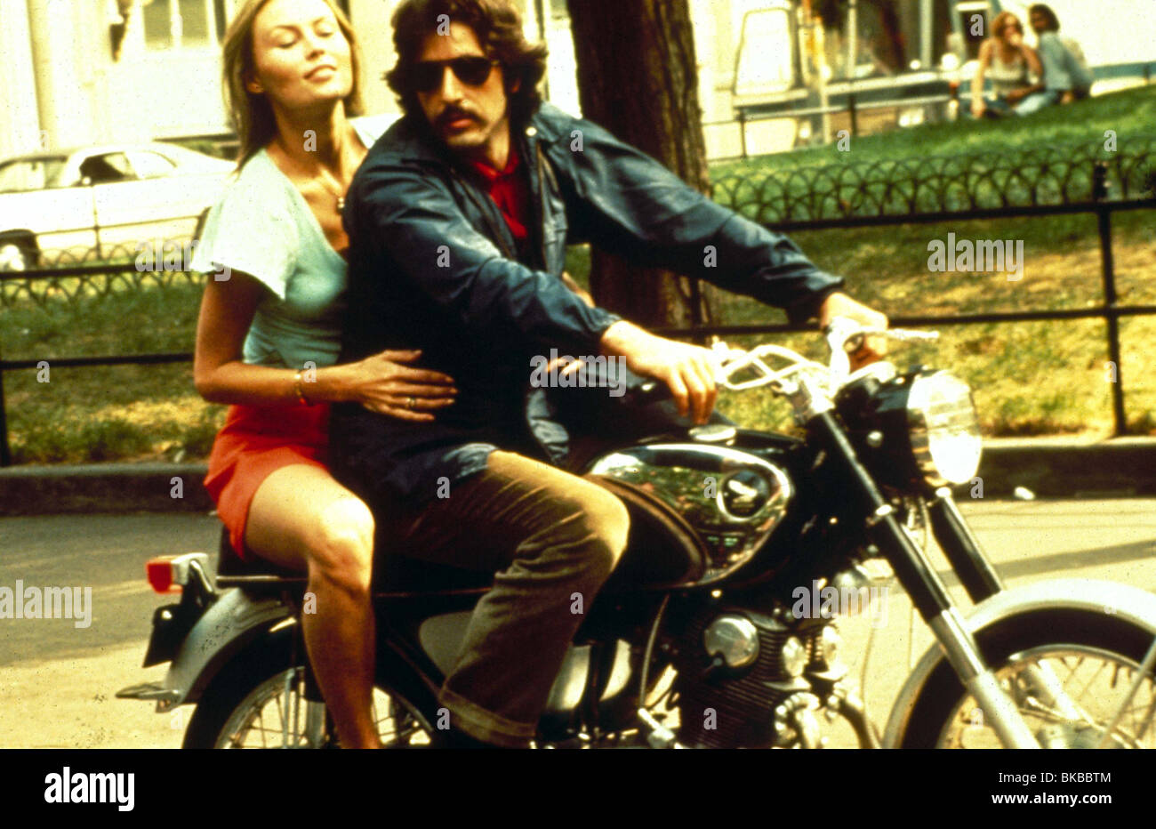 SERPICO (1973) BARBARA EDA YOUNG, Al Pacino PSRS 024 Banque D'Images