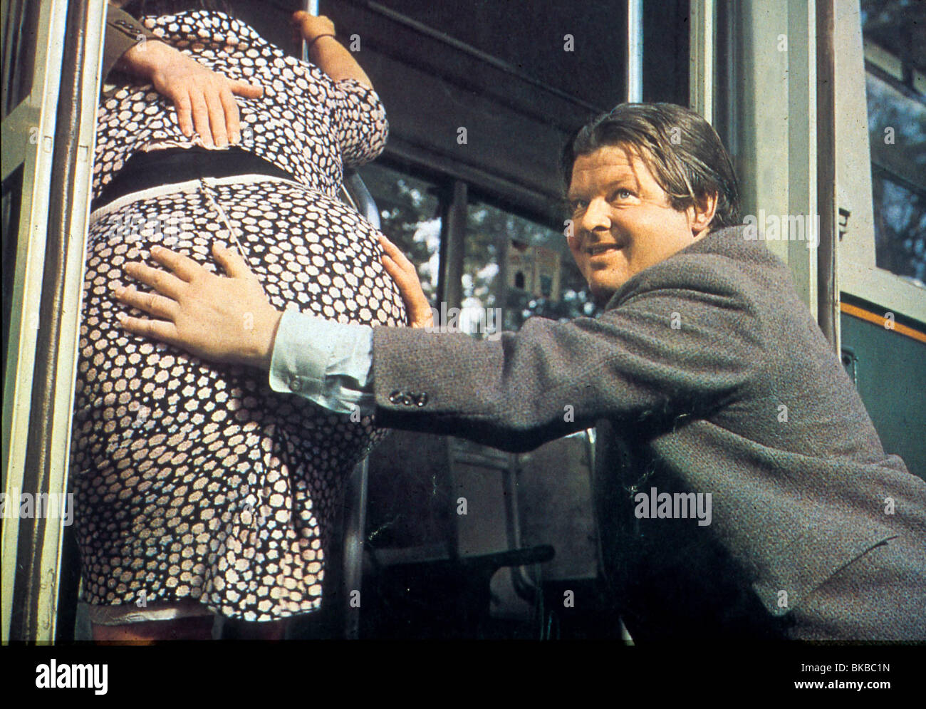 L'ITALIENNE (1969) BENNY HILL ITJ 042 Banque D'Images