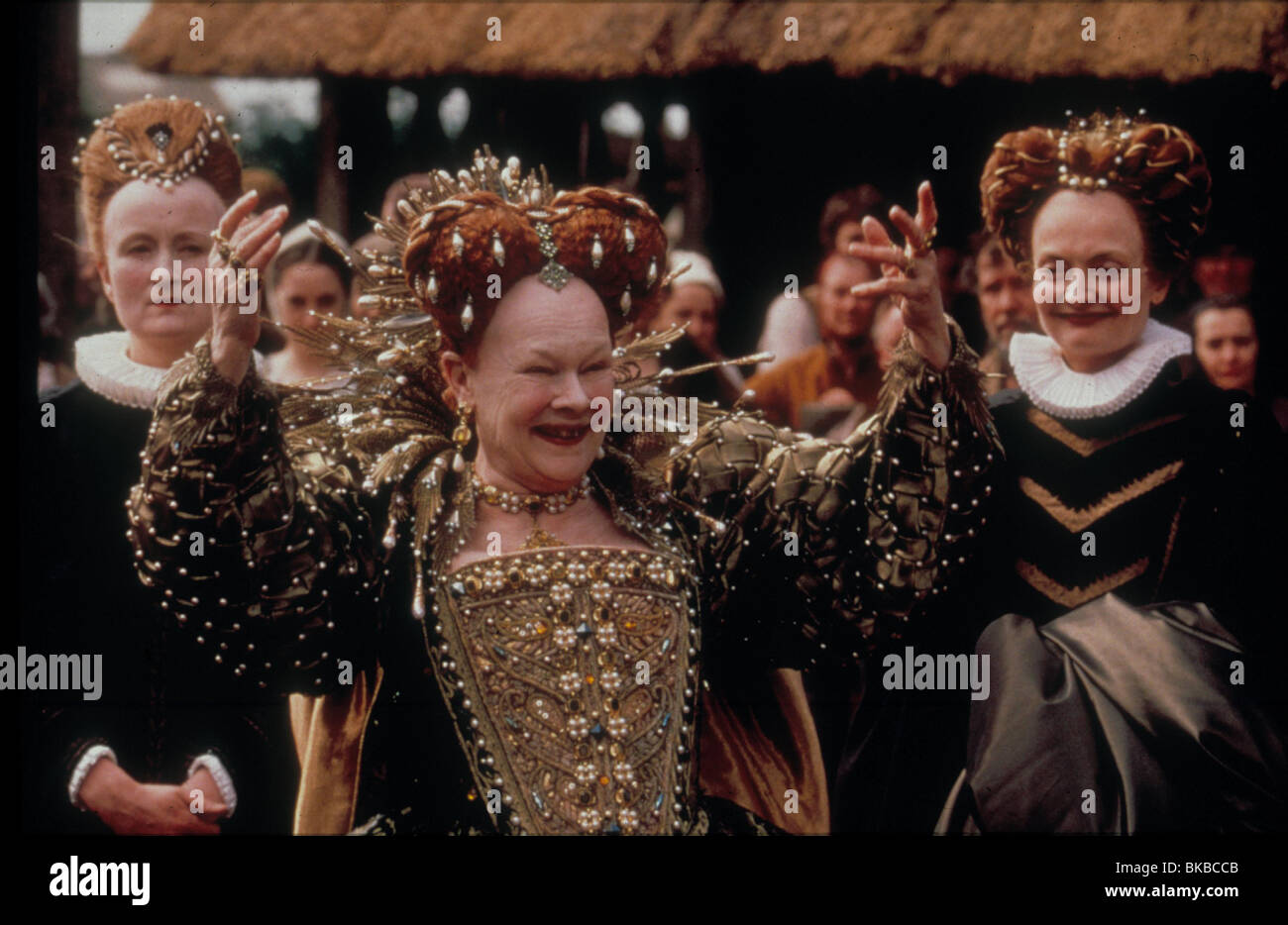 SHAKESPEARE IN LOVE (1999) Judi Dench SHIL 107 Banque D'Images