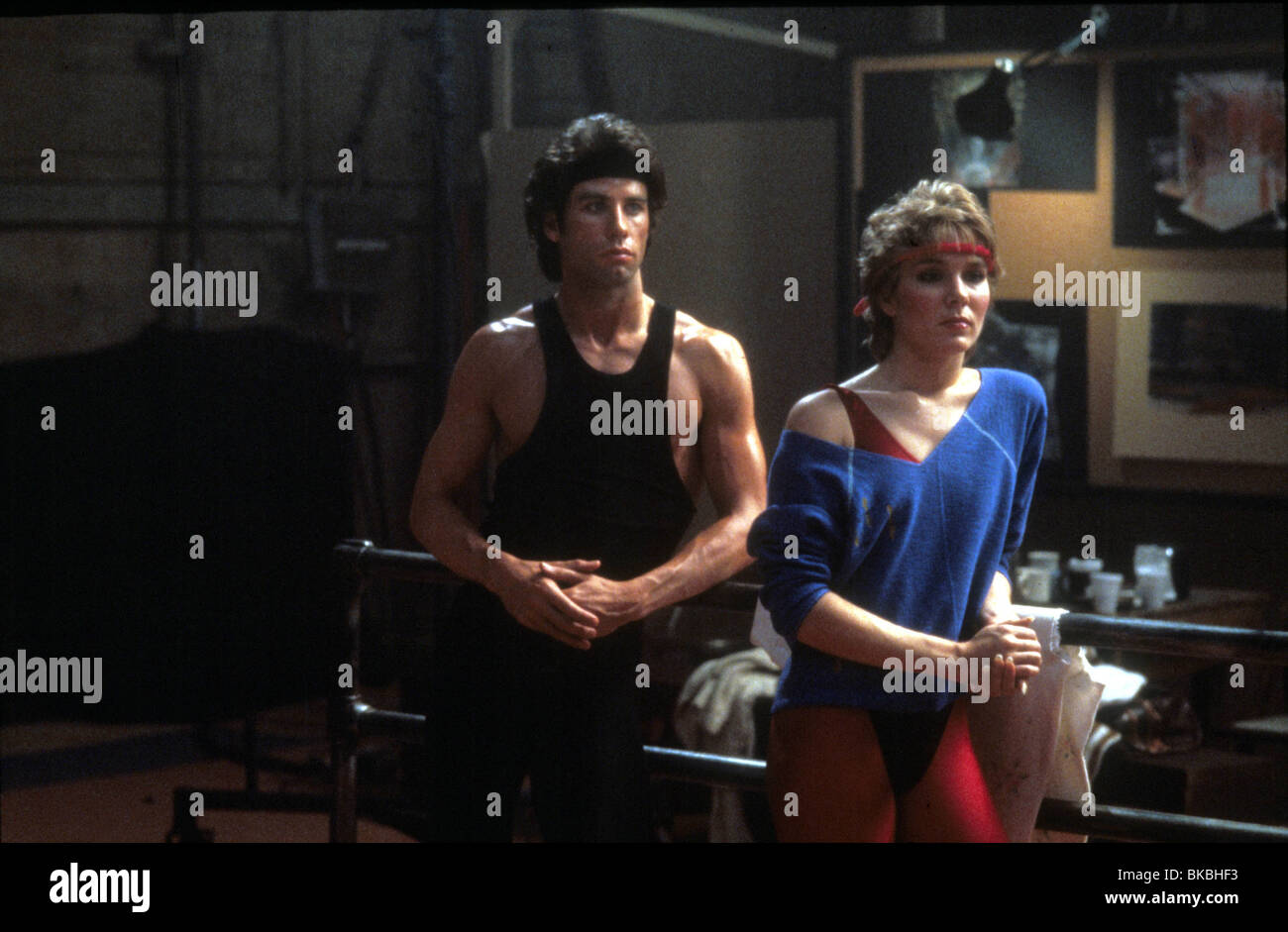 STAYING ALIVE (1983) John Travolta, CYNTHIA RHODES SAL 002 Banque D'Images