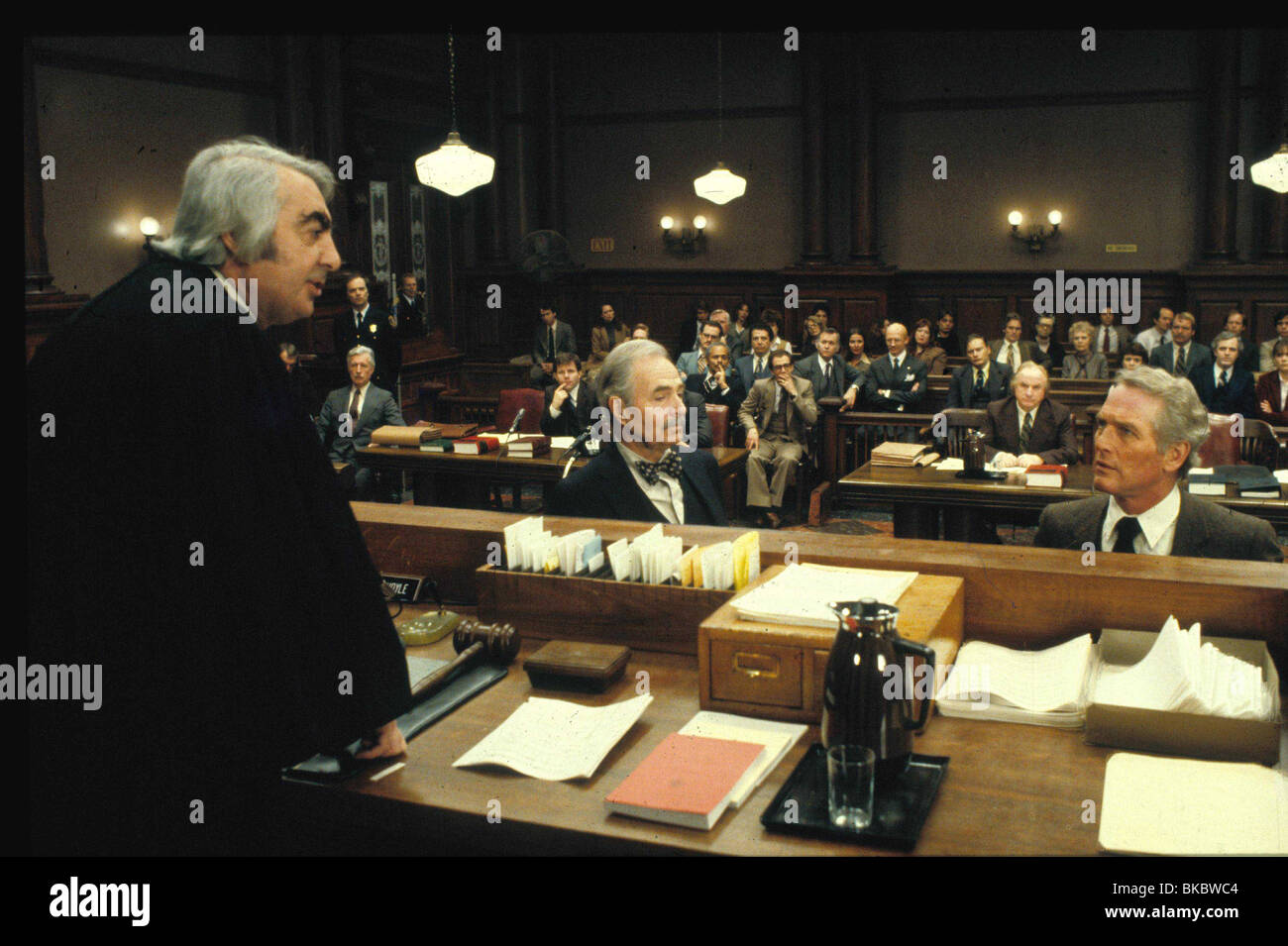 Le verdict (1982) MILO O' SHEA, James Mason, Paul Newman VRT 004 Banque D'Images