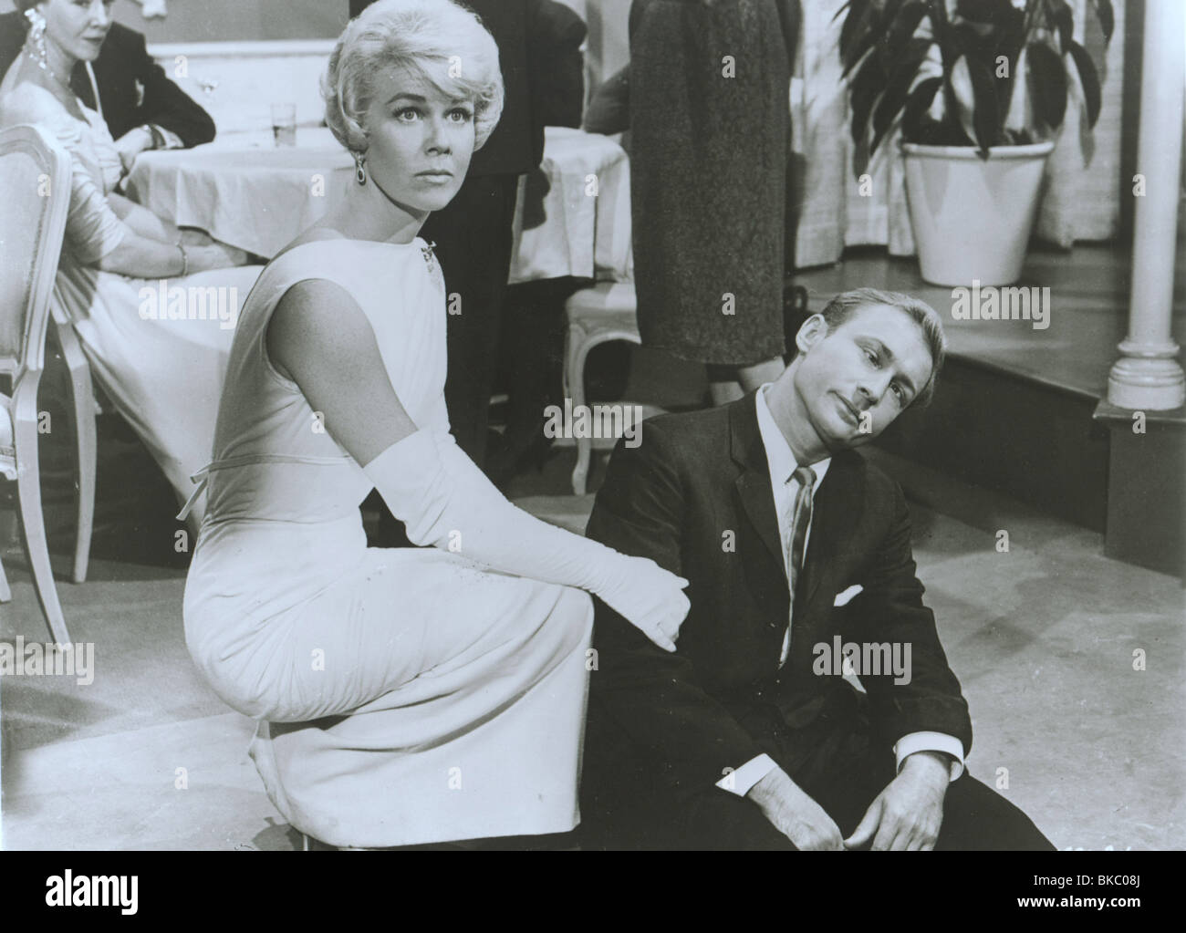 PILLOW TALK (1959), Doris Day, NICK ADAMS PLWT 002P L Banque D'Images