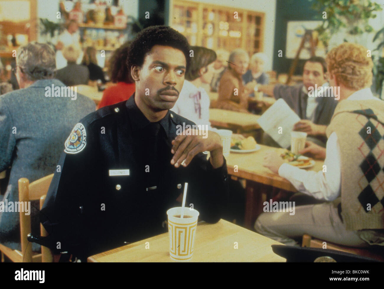 POLICE ACADEMY (1985) MICHAEL WINSLOW PA2 008 Banque D'Images