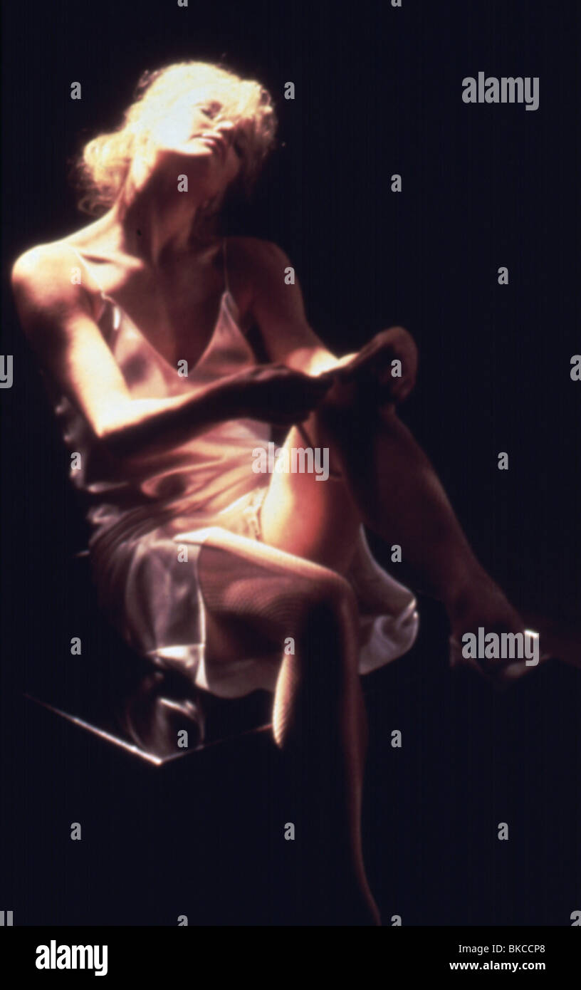 9 01-Feb SEMAINES -1986 Kim Basinger Banque D'Images