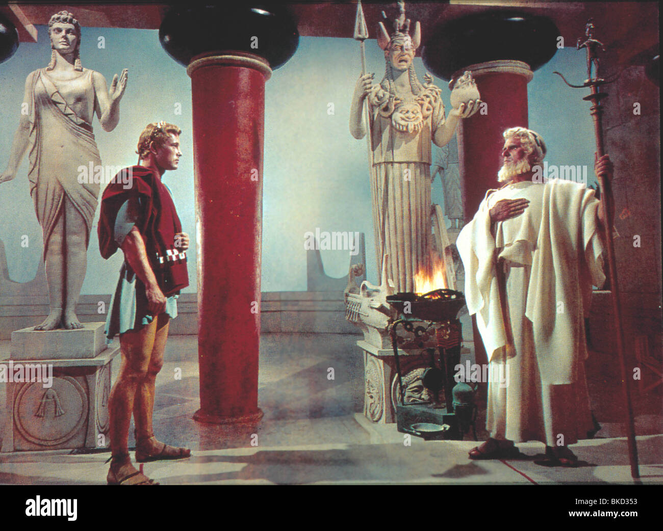 HELEN OF TROY (1955) JACQUES SERNAS, ESMOND KNIGHT 007 HTRY Banque D'Images