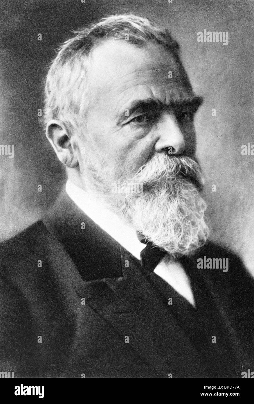 Linde, Carl von, 11.6.1842 - 16.11.1934, ingénieur allemand, inventeur du  réfrigérateur (1876), portrait, photo, vers les années 1920 Photo Stock -  Alamy