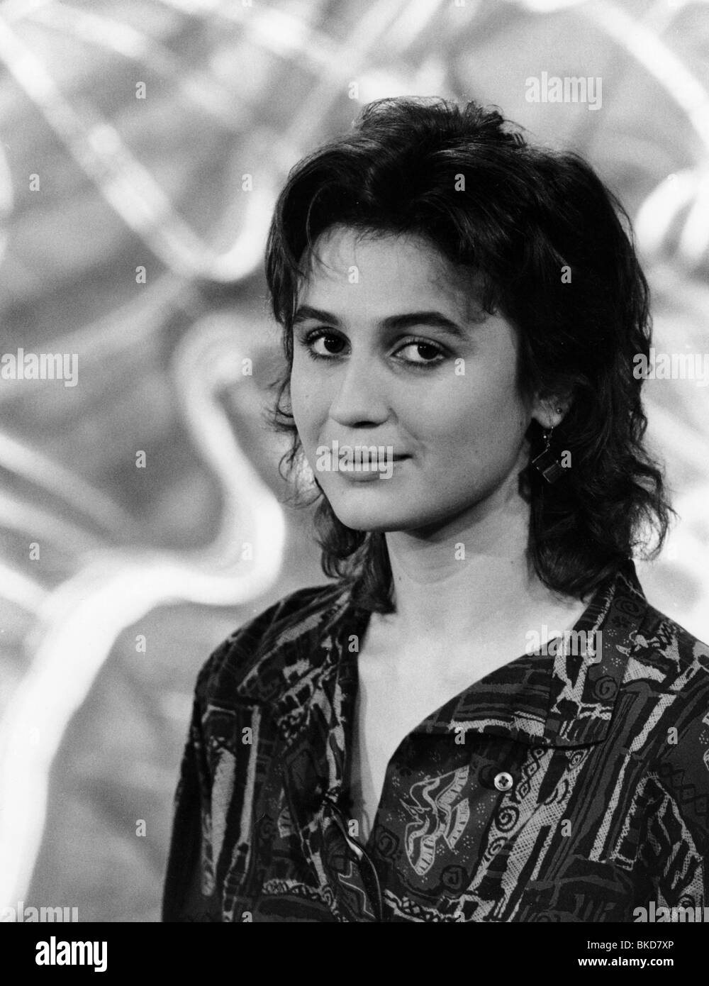 Maischberger, Sandra, * 26.8.1966, journaliste allemand, présentateur de télévision, portrait, vers 1990, Banque D'Images