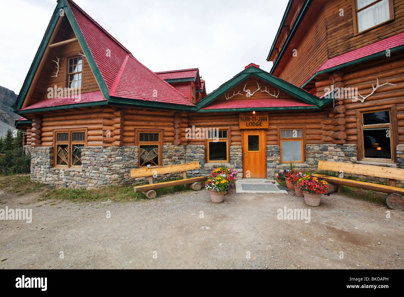 Entrée de la Num-Ti-Jah Lodge, Banff Nat'l Park, Alberta, Canada Banque D'Images