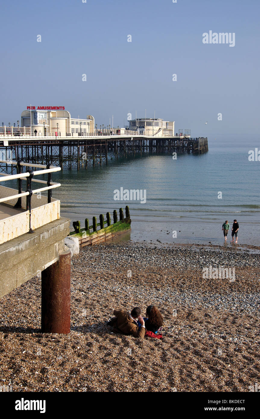 Jetée de Worthing au coucher du soleil, Worthing, West Sussex, Angleterre, Royaume-Uni Banque D'Images