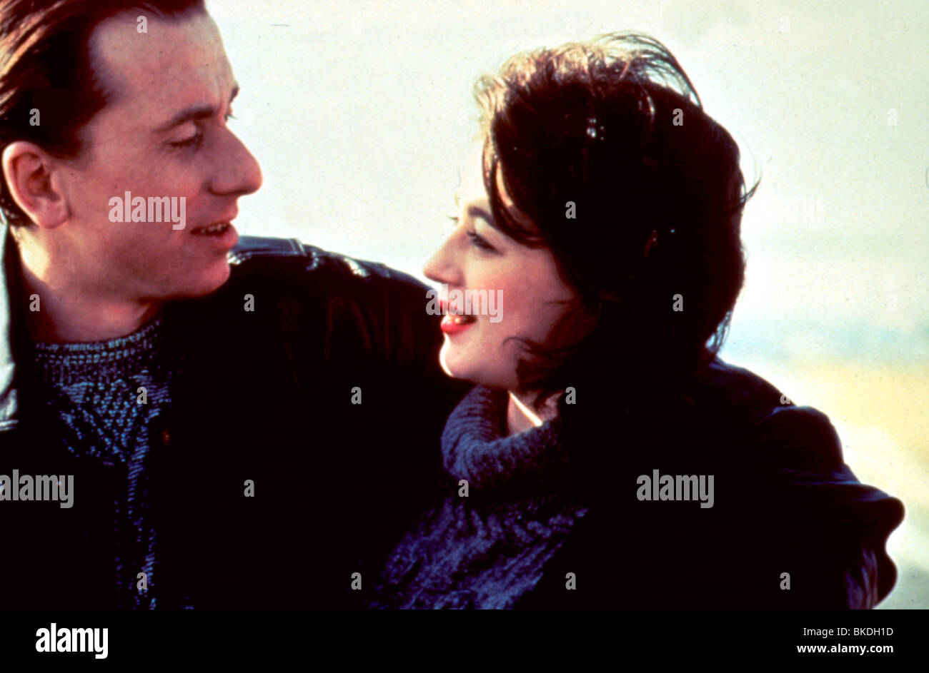 LITTLE ODESSA (1995) TIM ROTH, MOIRA KELLY LTLO 011 Banque D'Images
