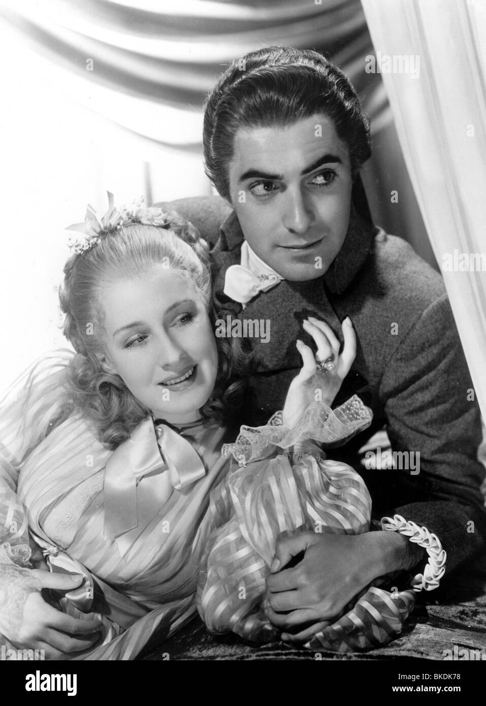MARIE ANTOINETTE (1938), Norma Shearer, TYRONE POWER MANT 002P Banque D'Images