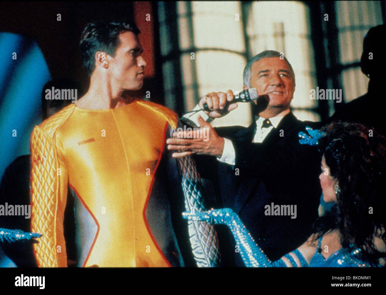 THE Running Man (1987), Arnold Schwarzenegger, RICHARD DAWSON RNM 026 Banque D'Images