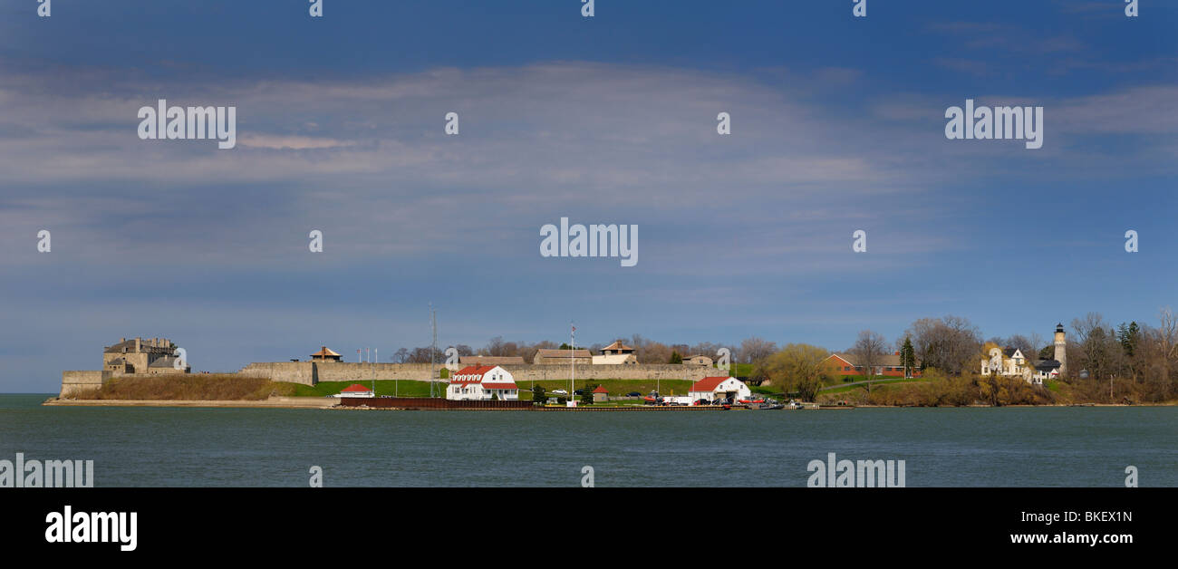 Panorama du fort Niagara USA de Niagara sur le lac Ontario Canada Banque D'Images