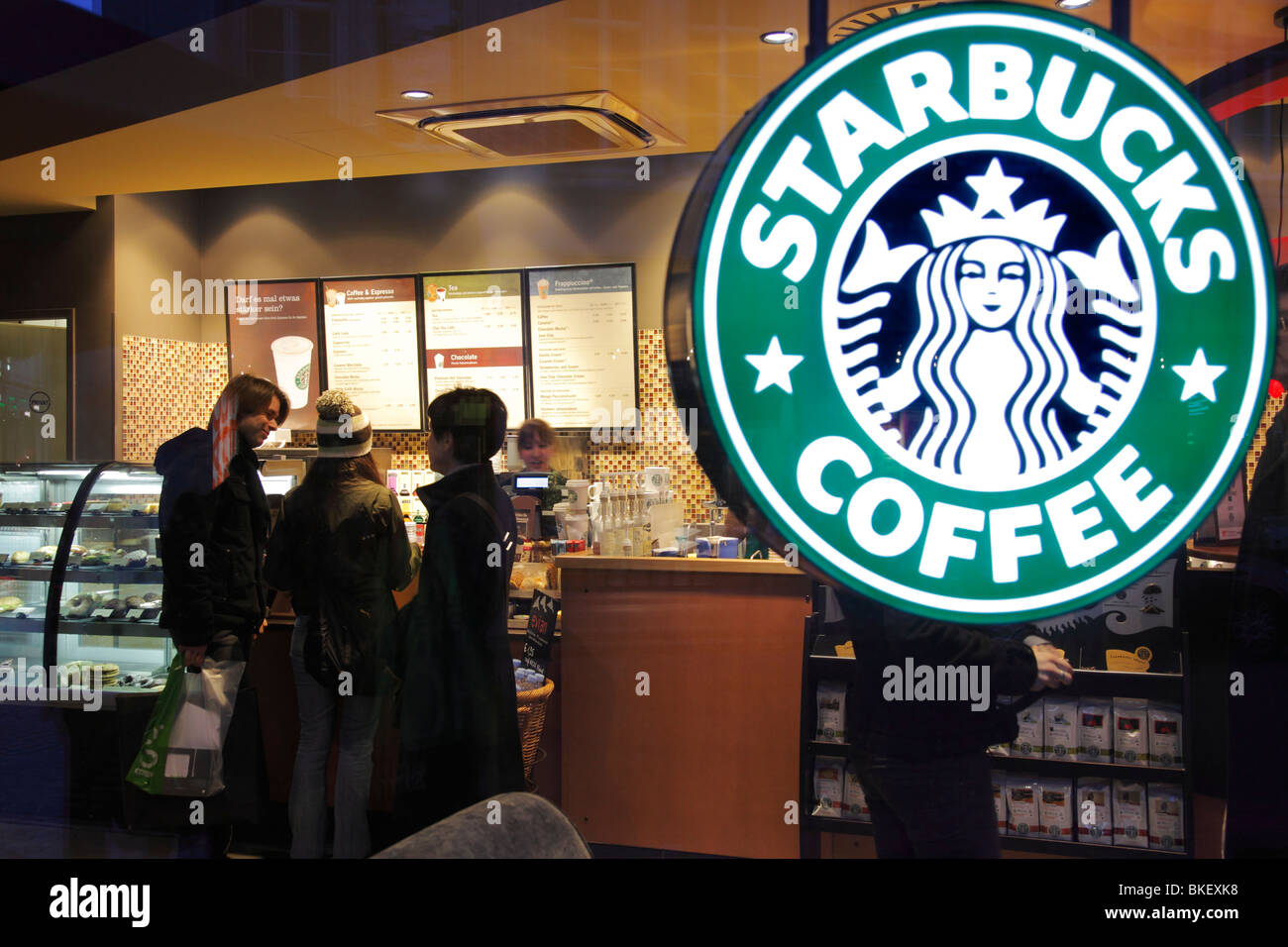 Starbucks à Leipzig, Allemagne Banque D'Images