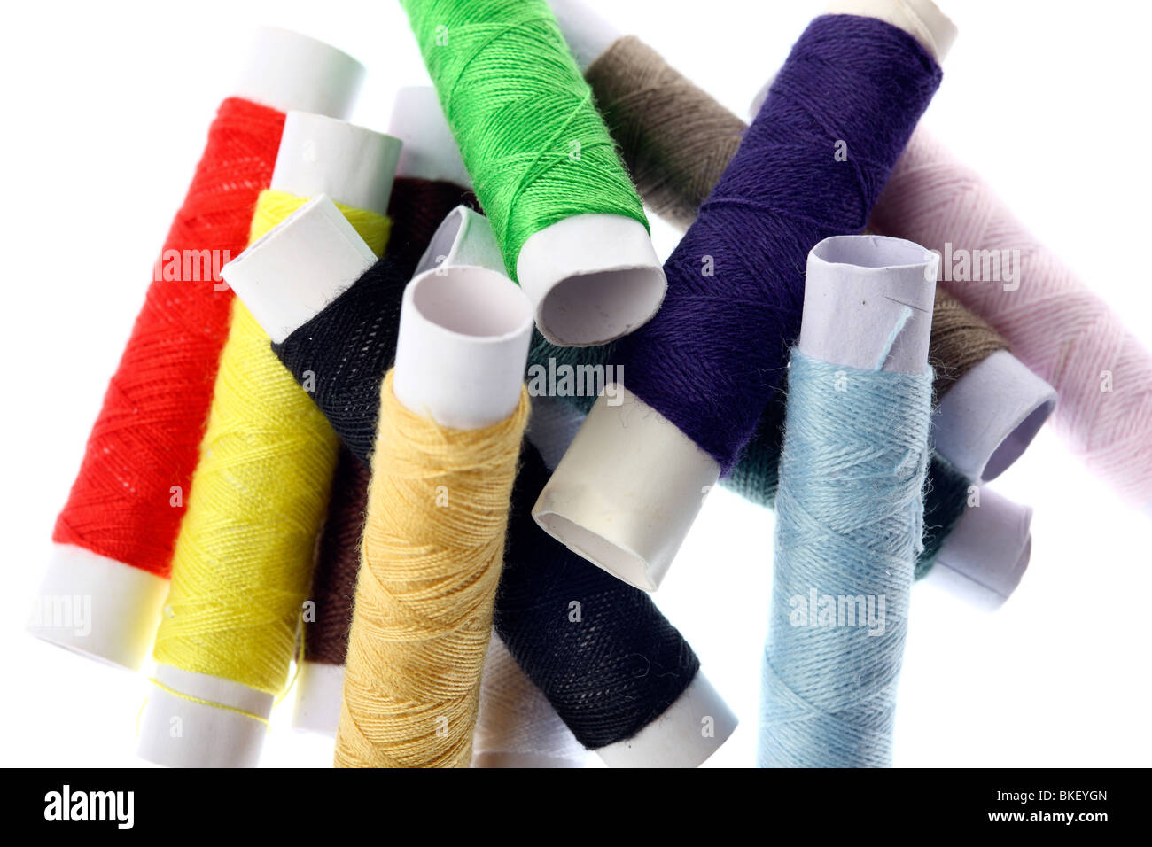 Petit coton couture dans de nombreuses couleurs, de coton, de croix Banque D'Images