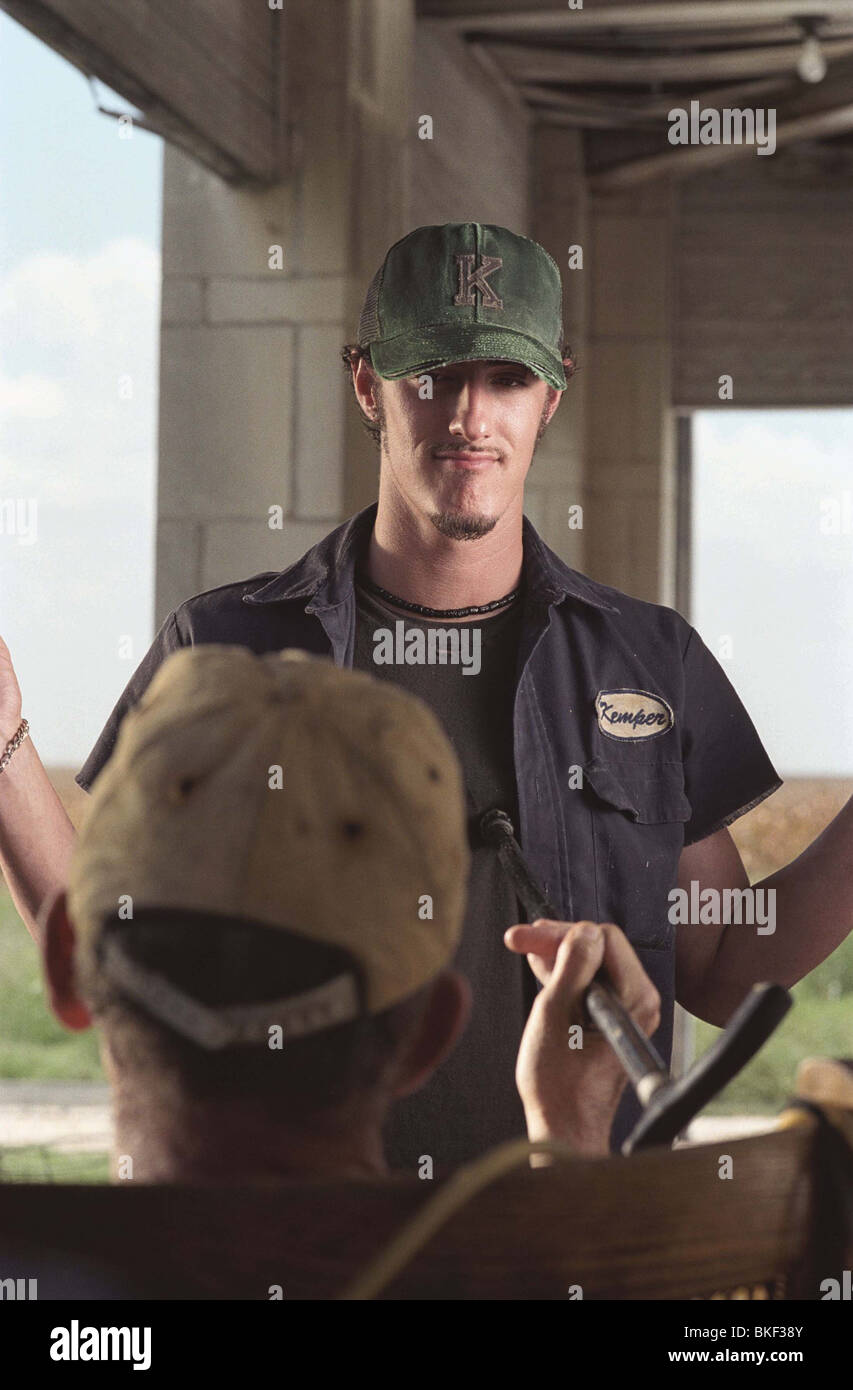 Le Texas Chainsaw Massacre (2003) ERIC BALFOUR TEXM 001-10 Banque D'Images