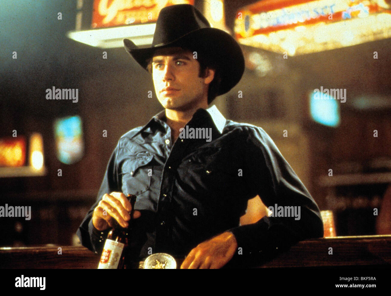 URBAN COWBOY (1980) JOHN TRAVOLTA UCY 015 L Banque D'Images