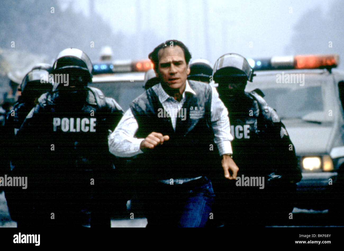 VOLCANO -1997 Tommy Lee Jones Banque D'Images