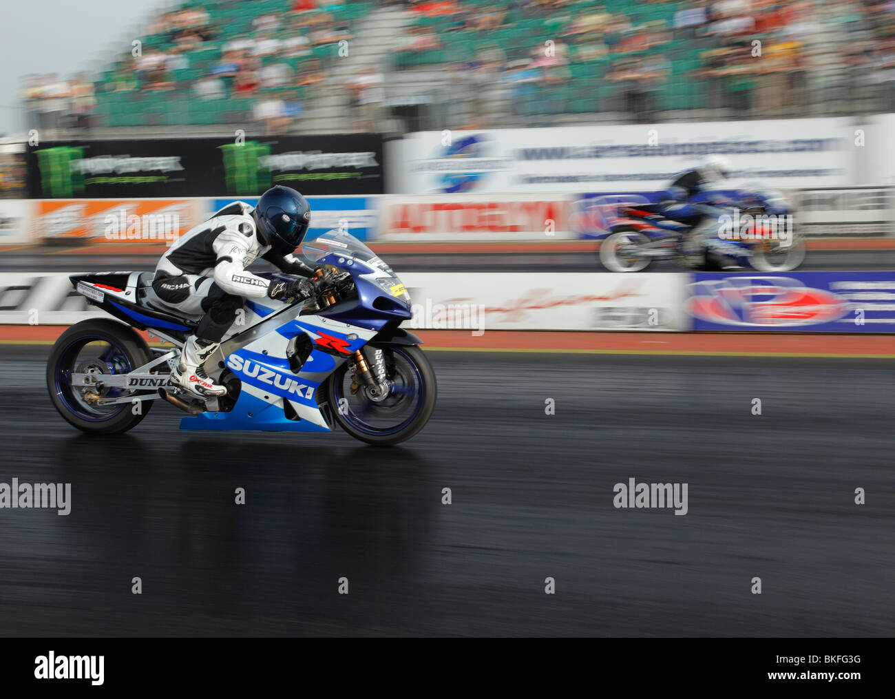 Suzuki GSXR 1000 moto vitesse montée par Aaron Sparks (face visible). Banque D'Images